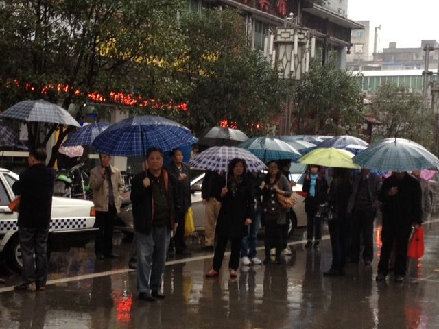 广元市委党校组织退休老干部欢度重阳佳节