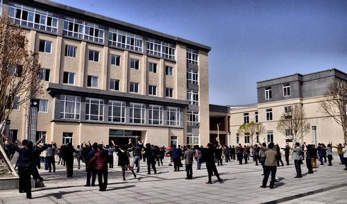 广元市委党校行政学院组织主体班学员集体做课间操